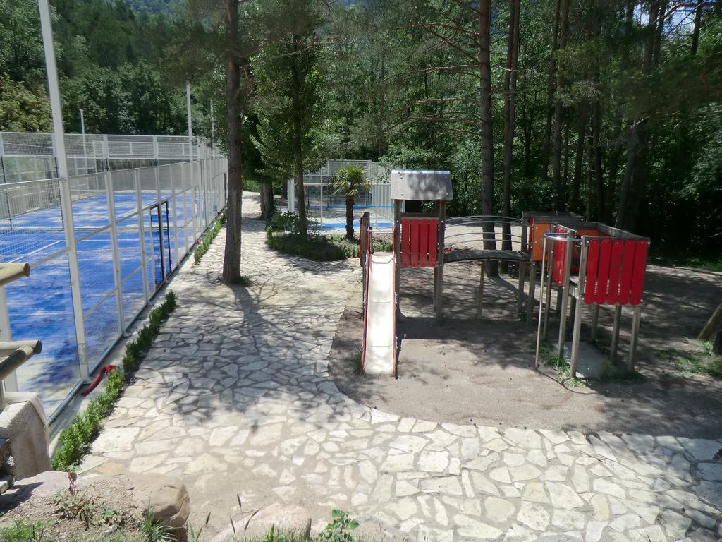 Camping L'Espelt La Pobla de Lillet Dış mekan fotoğraf