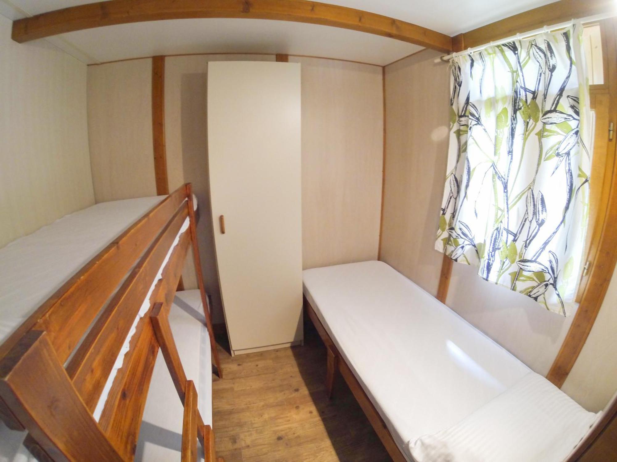 Camping L'Espelt La Pobla de Lillet Oda fotoğraf