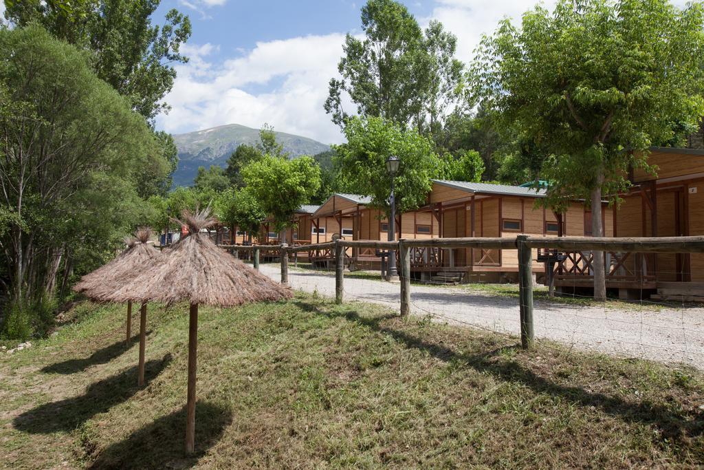 Camping L'Espelt La Pobla de Lillet Oda fotoğraf