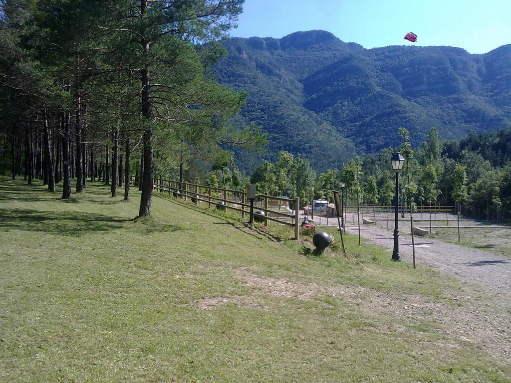 Camping L'Espelt La Pobla de Lillet Dış mekan fotoğraf